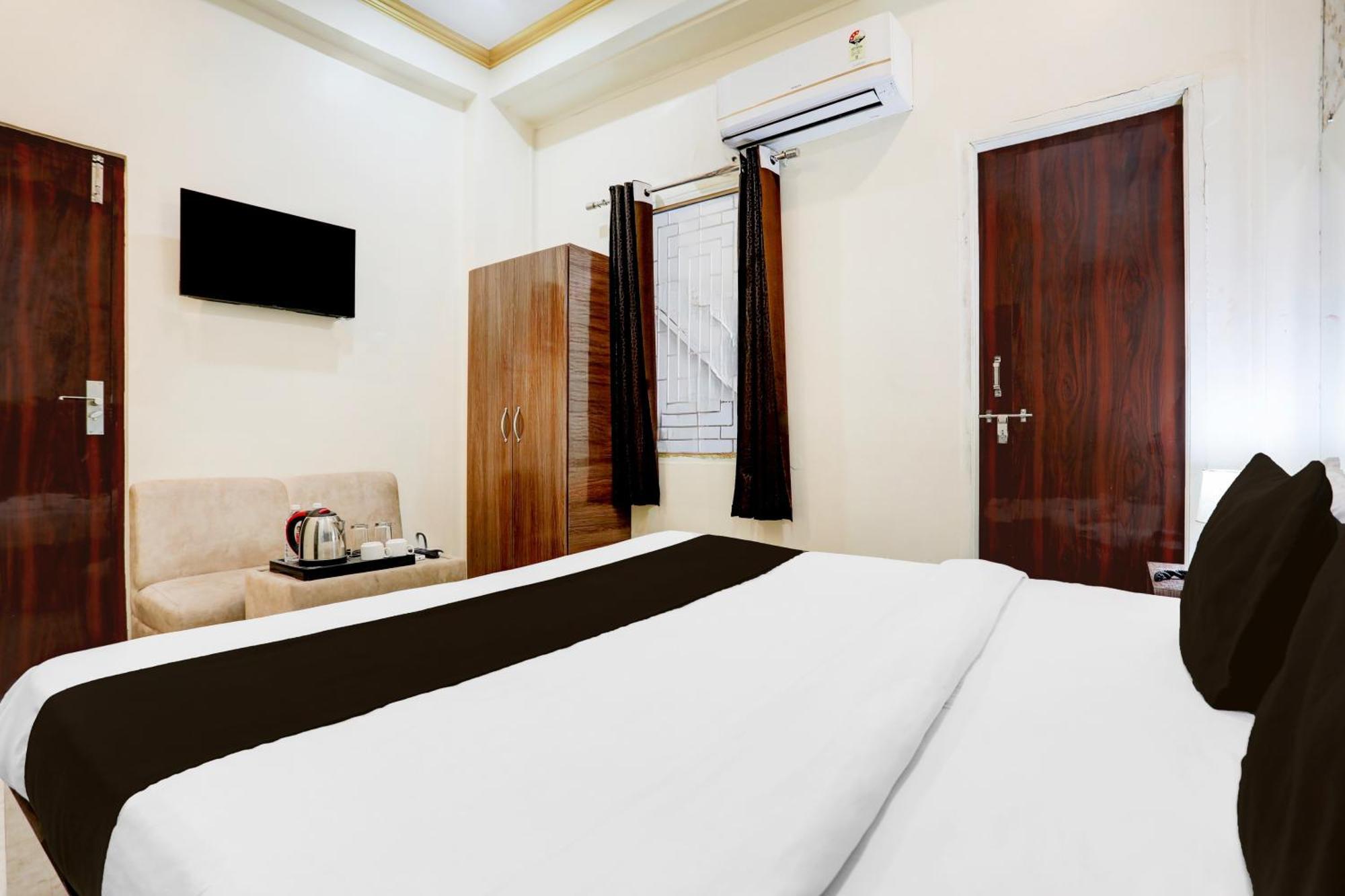 Super Hotel O Sankat Mochan Gandhi Nagar Kakarmatha Kültér fotó